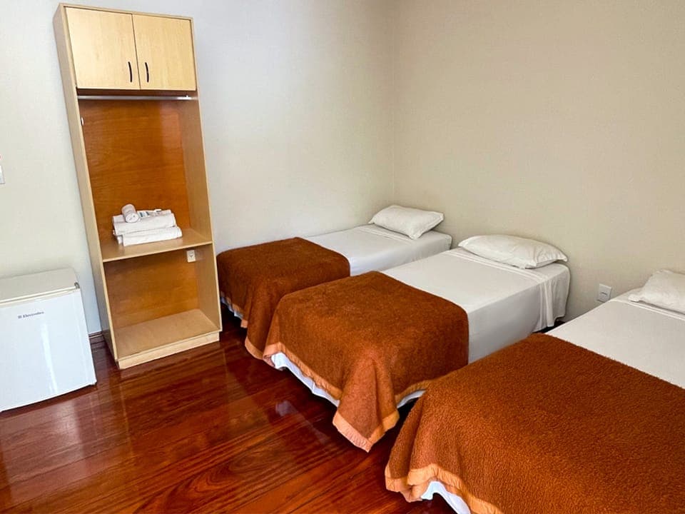 Apartamento Quádruplo do Hotel Família Pires — foto 3 de 7