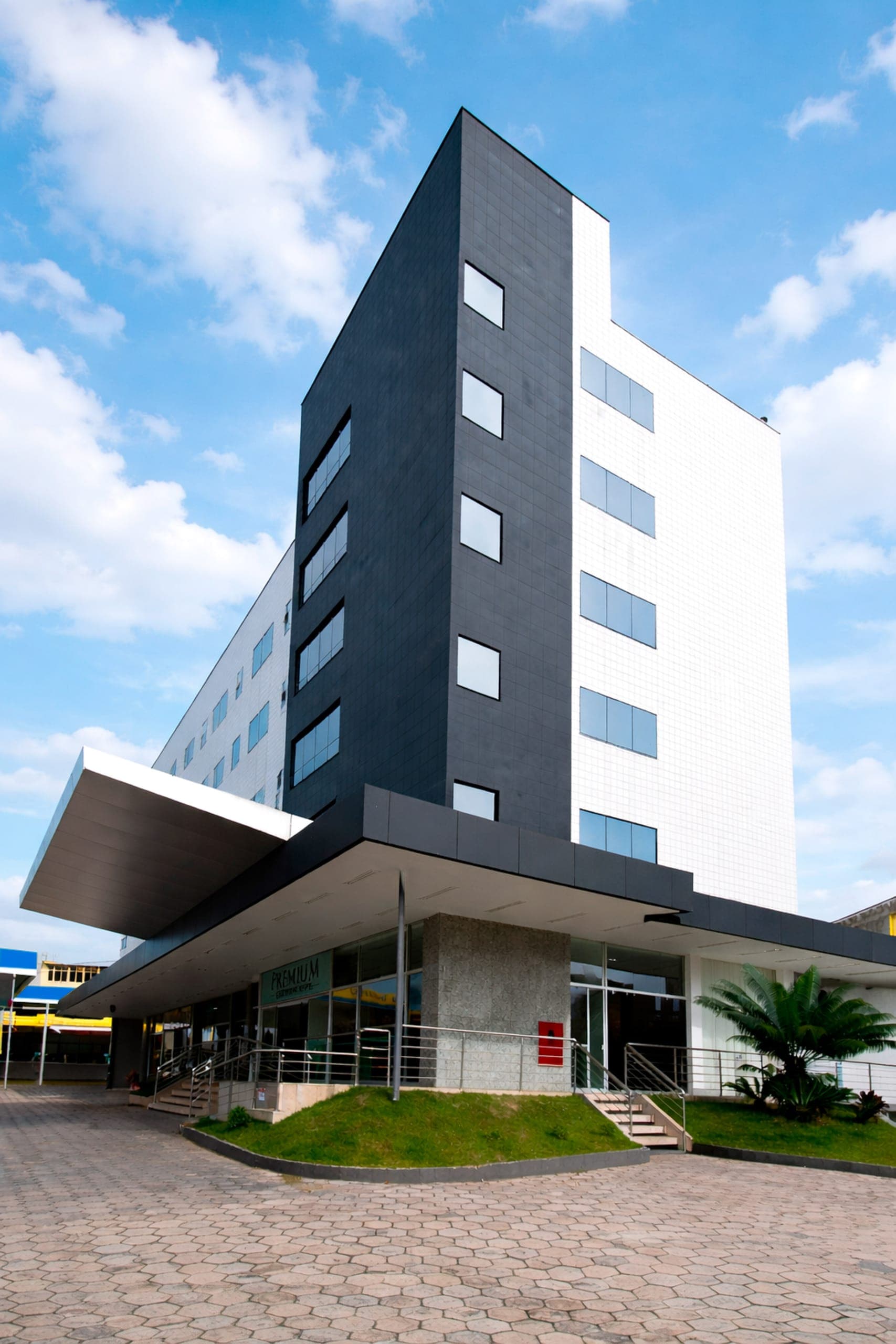 Premium Executive Hotel